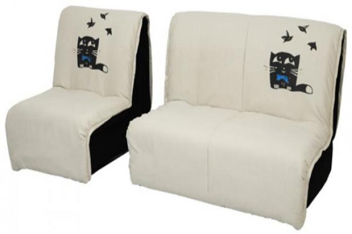 Sklopiva stolica-krevet: karakteristike smještaja u unutrašnjosti