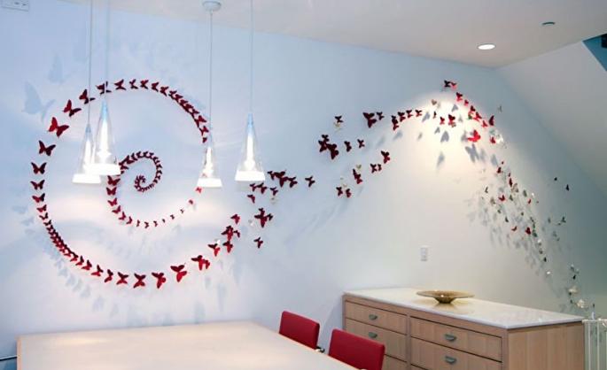 Tauriņi pie sienas (75 fotogrāfijas): DIY dekors