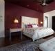 İşlevsellik ve konforun uyumu: modern tarzda yatak odası iç fotoğrafları