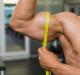 Exercices d'haltères triceps - les beaux bras sont faciles !