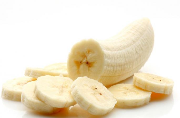 Banānu klepus želeja Veselīgs dzēriens ir gatavs